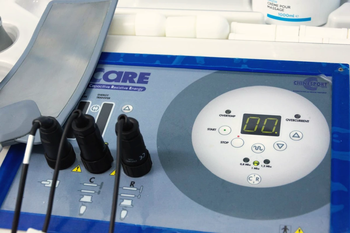 Θεραπεία Tecar (T-Care) at AK Drousiotis Physiotherapy, Limassol